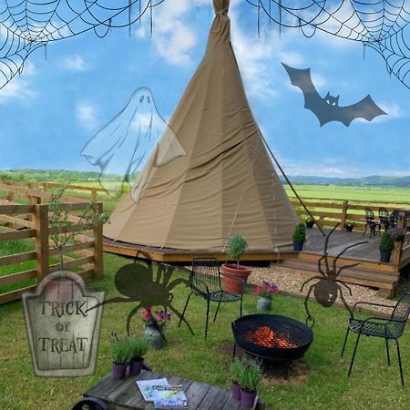 Hotel Burtree House & Retreats Tipi With Secluded Hot Tub Thirkleby Exterior foto
