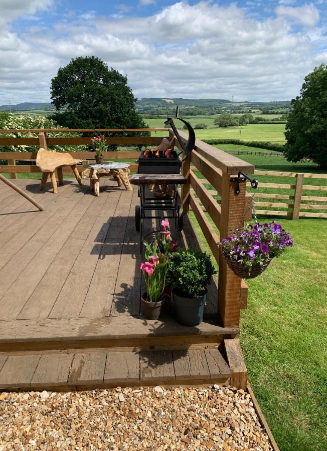 Hotel Burtree House & Retreats Tipi With Secluded Hot Tub Thirkleby Exterior foto